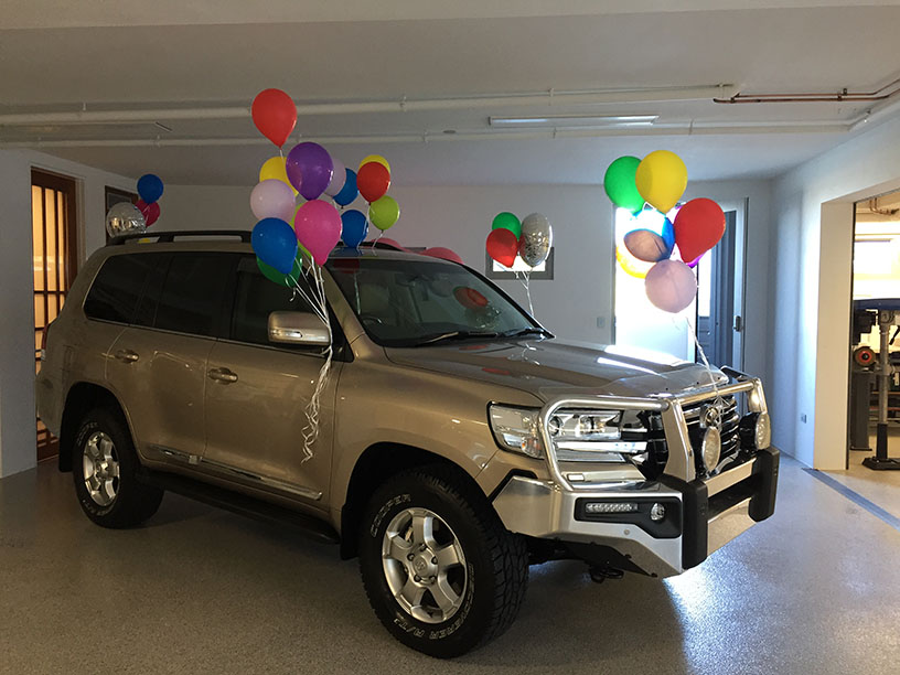 Toyota Landcruiser 2017 - Fitout after with baloons
