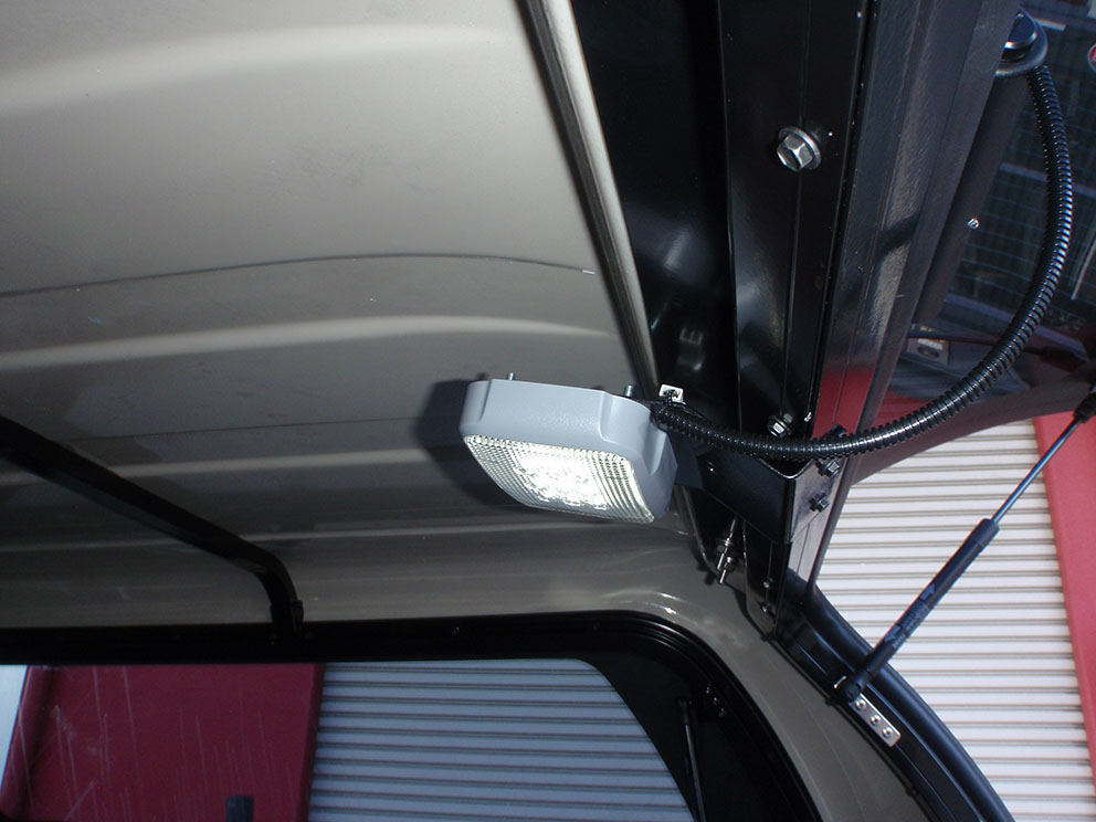 Ford Ranger - EGR canopy LED internal light